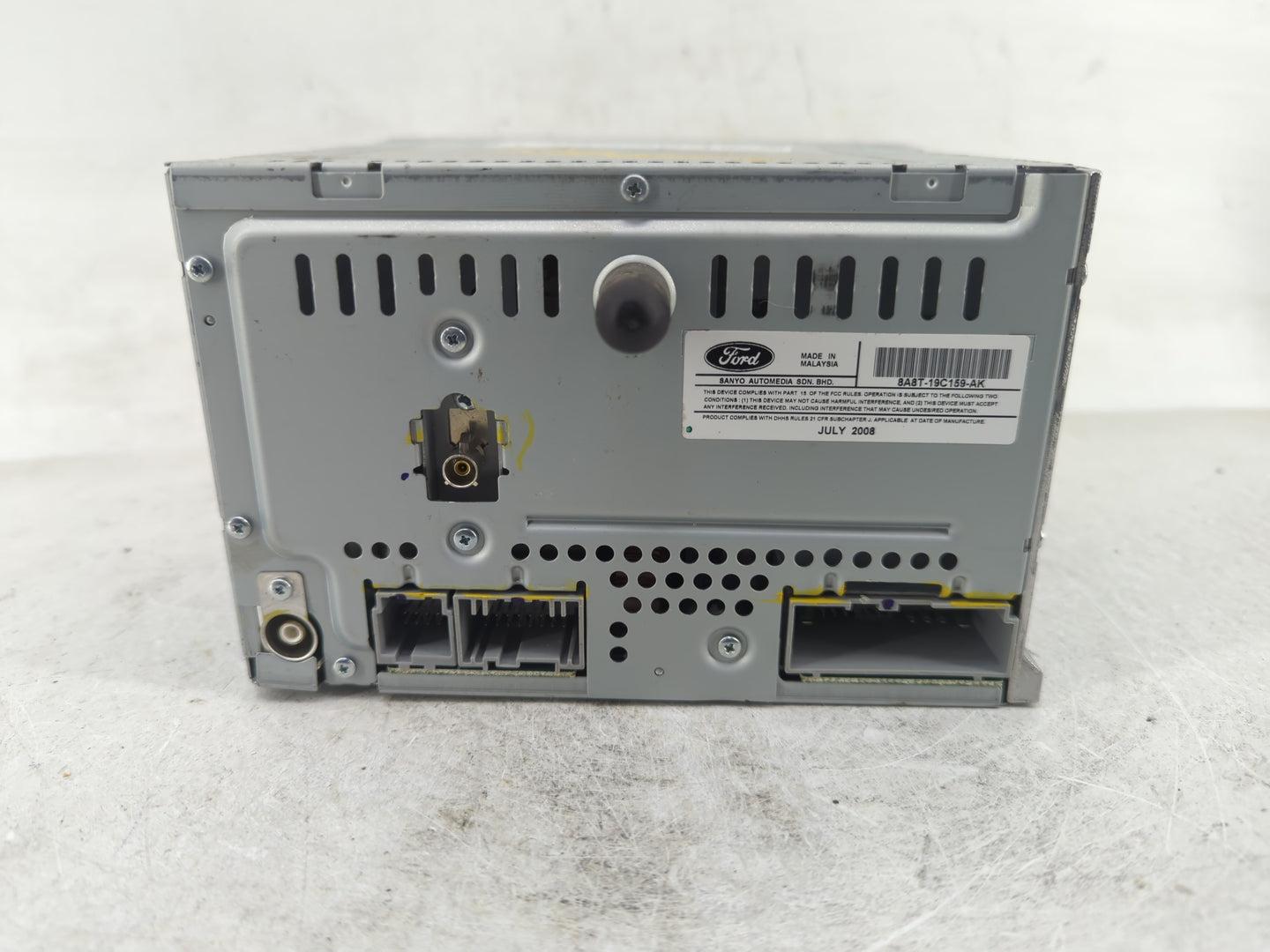 2009 Ford Flex Radio AM FM Cd Player Receiver Replacement P/N:8A8T-19C159-AK Fits OEM Used Auto Parts - Oemusedautoparts1.co