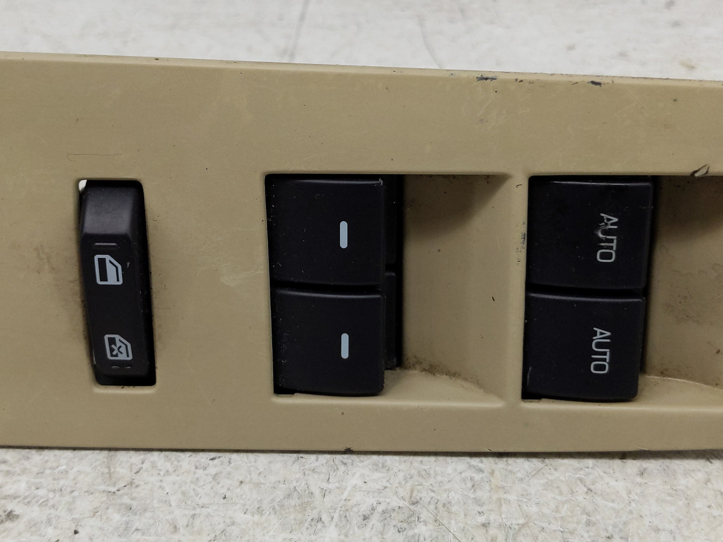 2009-2019 Ford Flex Master Power Window Switch Replacement Driver Side Left P/N:1593316 Fits OEM Used Auto Parts - Oemusedau