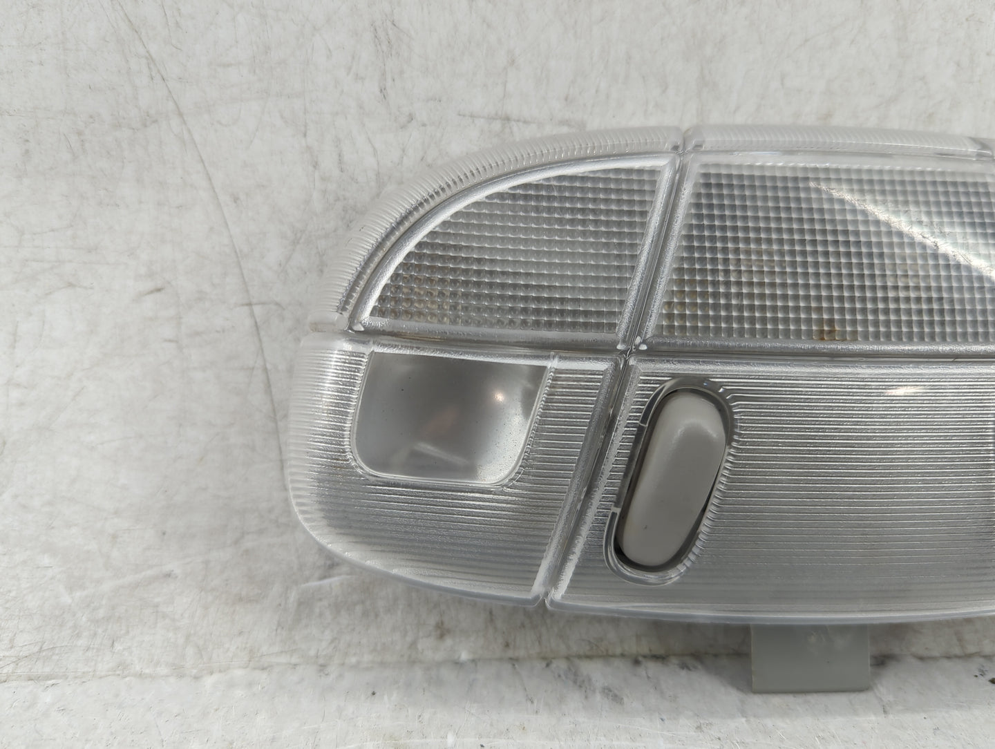2009-2012 Ford Flex Overhead Roof Console 1413932 - Oemusedautoparts1.com