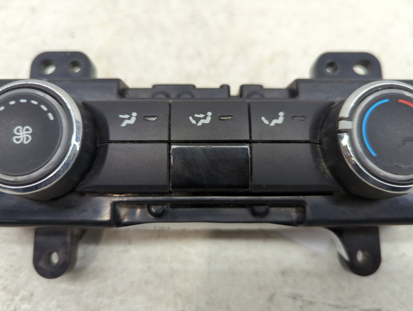 2009-2012 Ford Flex Climate Control Module Temperature AC/Heater Replacement P/N:8A83-19980-CB Fits Fits 2009 2010 2011 2012