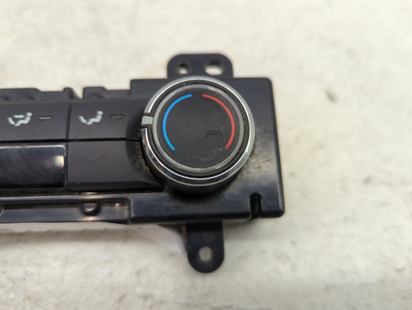 2009-2012 Ford Flex Climate Control Module Temperature AC/Heater Replacement P/N:8A83-19980-CB Fits Fits 2009 2010 2011 2012