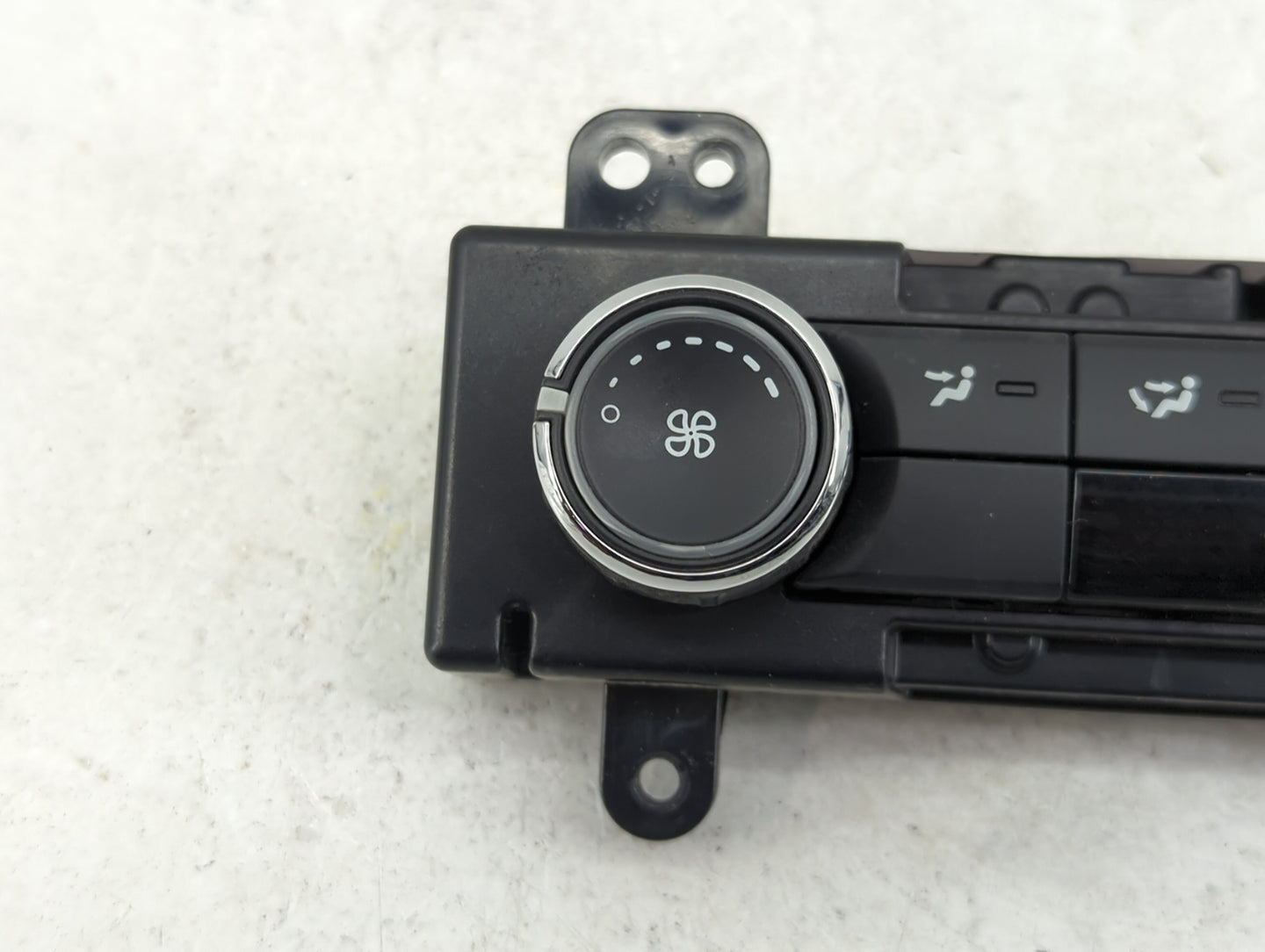 2009-2012 Ford Flex Climate Control Module Temperature AC/Heater Replacement P/N:8A83-19980-CB VP8A8H-19980-CB Fits OEM Used