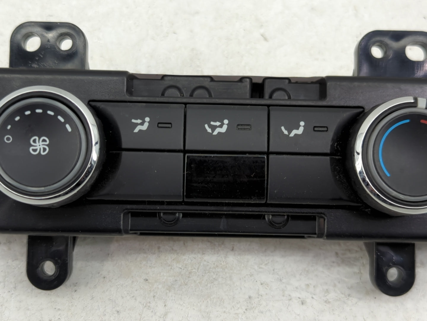 2009-2012 Ford Flex Climate Control Module Temperature AC/Heater Replacement P/N:8A83-19980-CB VP8A8H-19980-CB Fits OEM Used