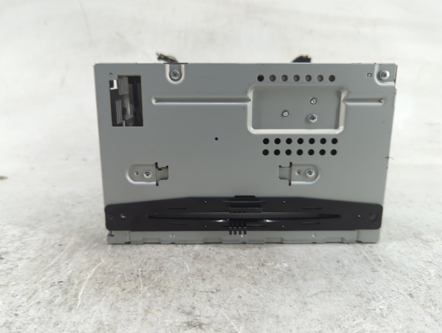 2009 Ford Flex Radio AM FM Cd Player Receiver Replacement P/N:8A8T-19C159-AK BA8T-19C159-AK Fits OEM Used Auto Parts - Oemus