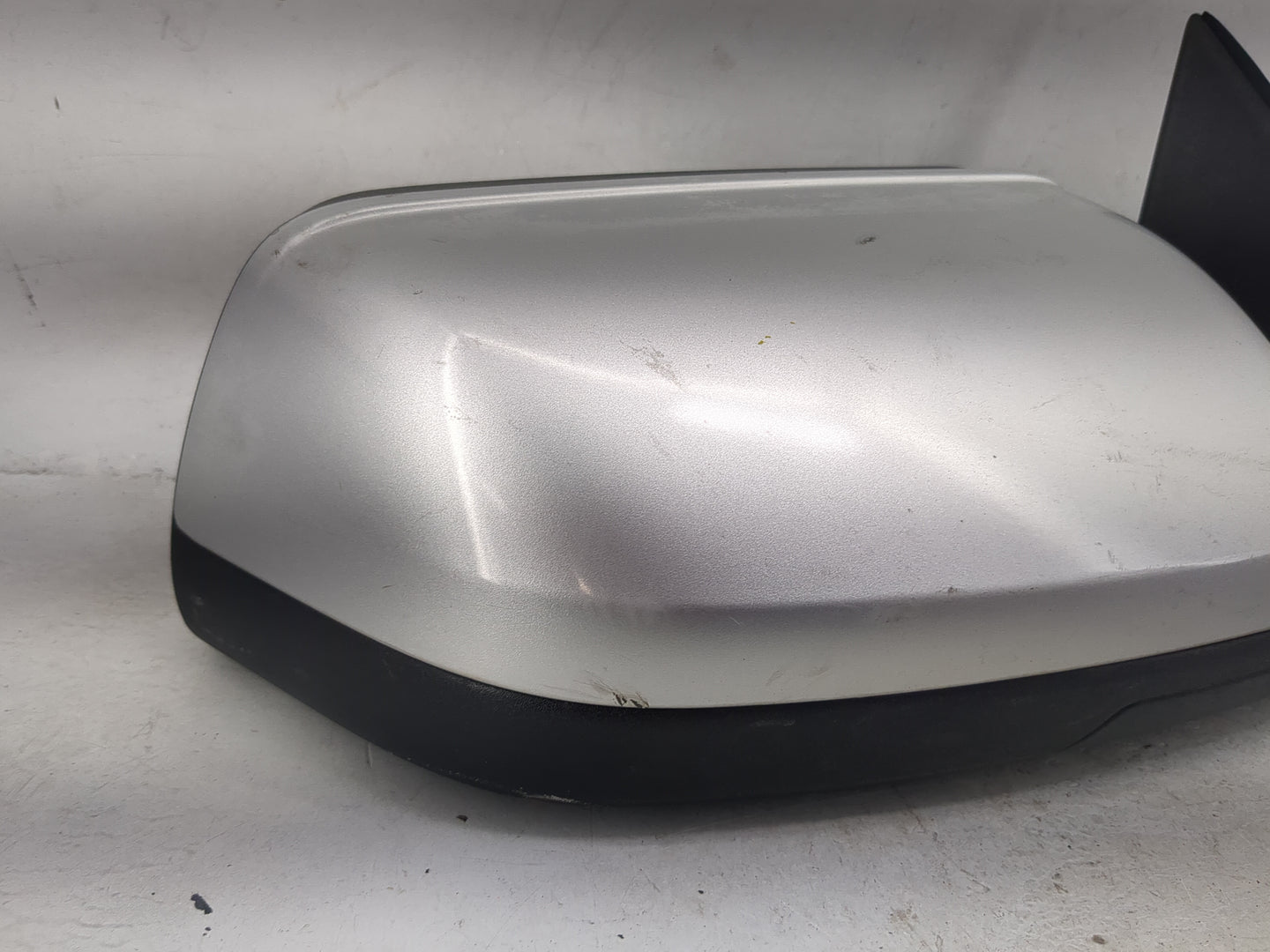 2009-2012 Ford Flex Passenger Side View Mirror - Right Door Mirror OEM Used - Oemusedautoparts1.com