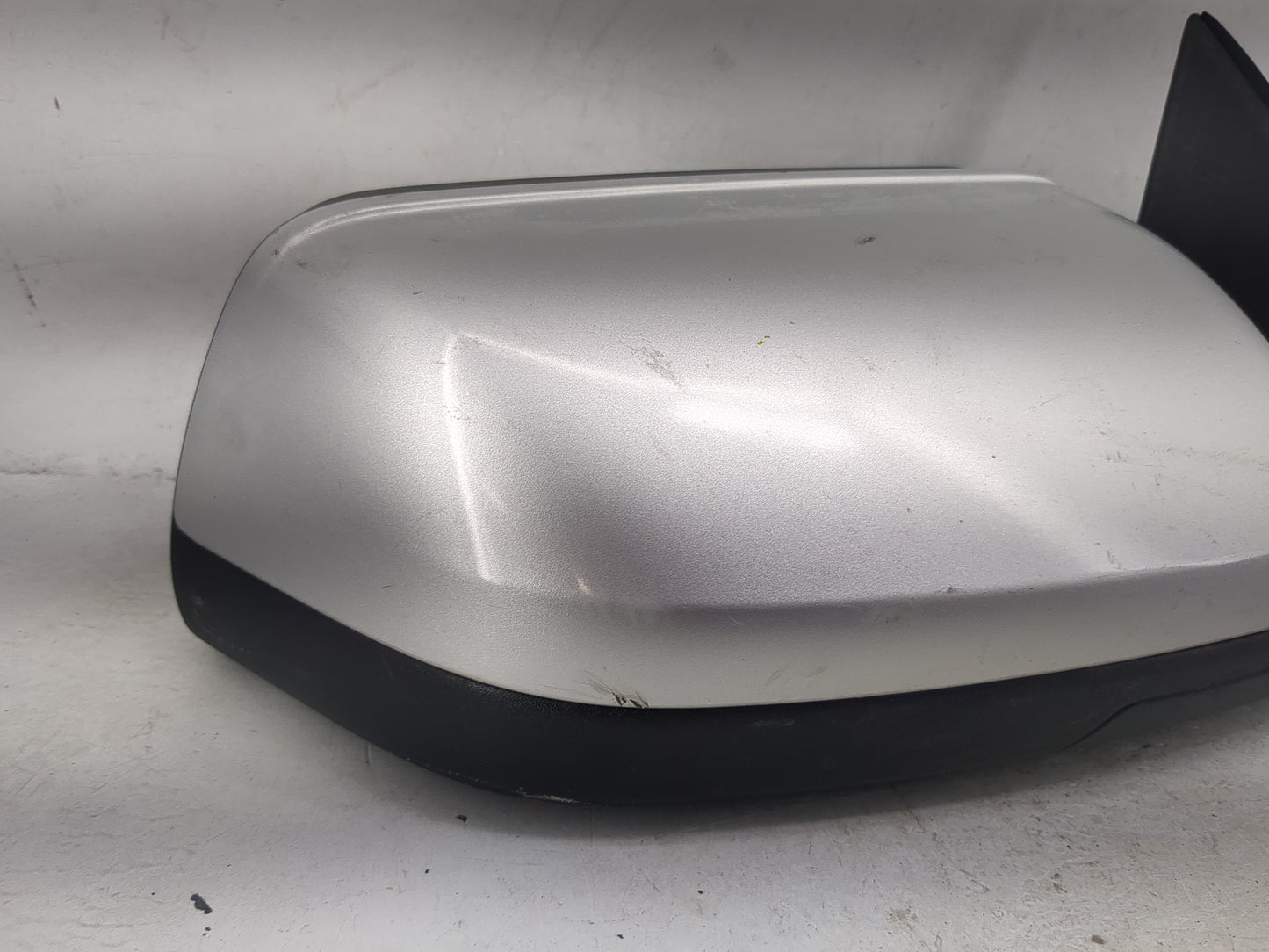 2009-2012 Ford Flex Passenger Side View Mirror - Right Door Mirror OEM Used - Oemusedautoparts1.com