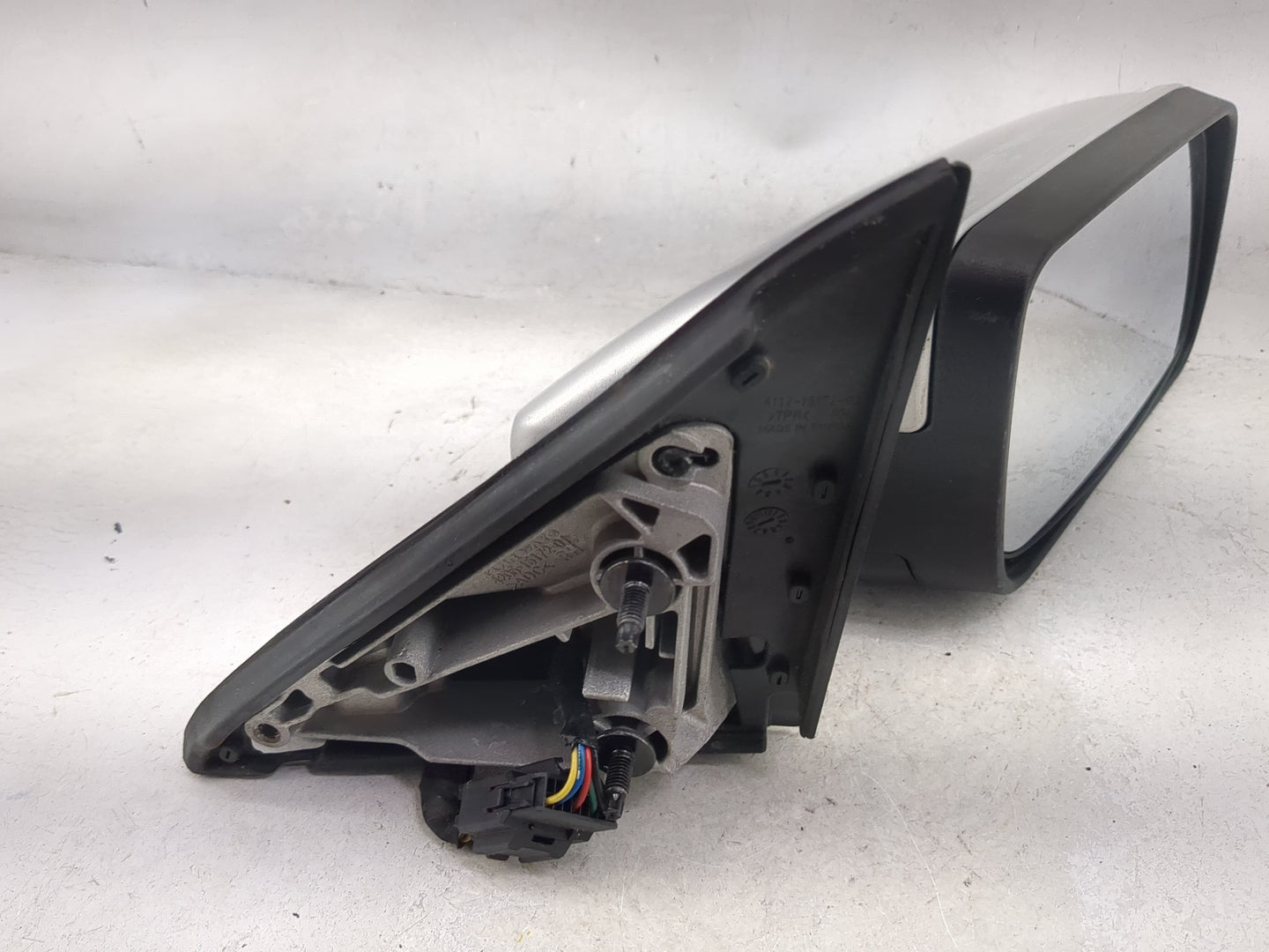 2009-2012 Ford Flex Passenger Side View Mirror - Right Door Mirror OEM Used - Oemusedautoparts1.com