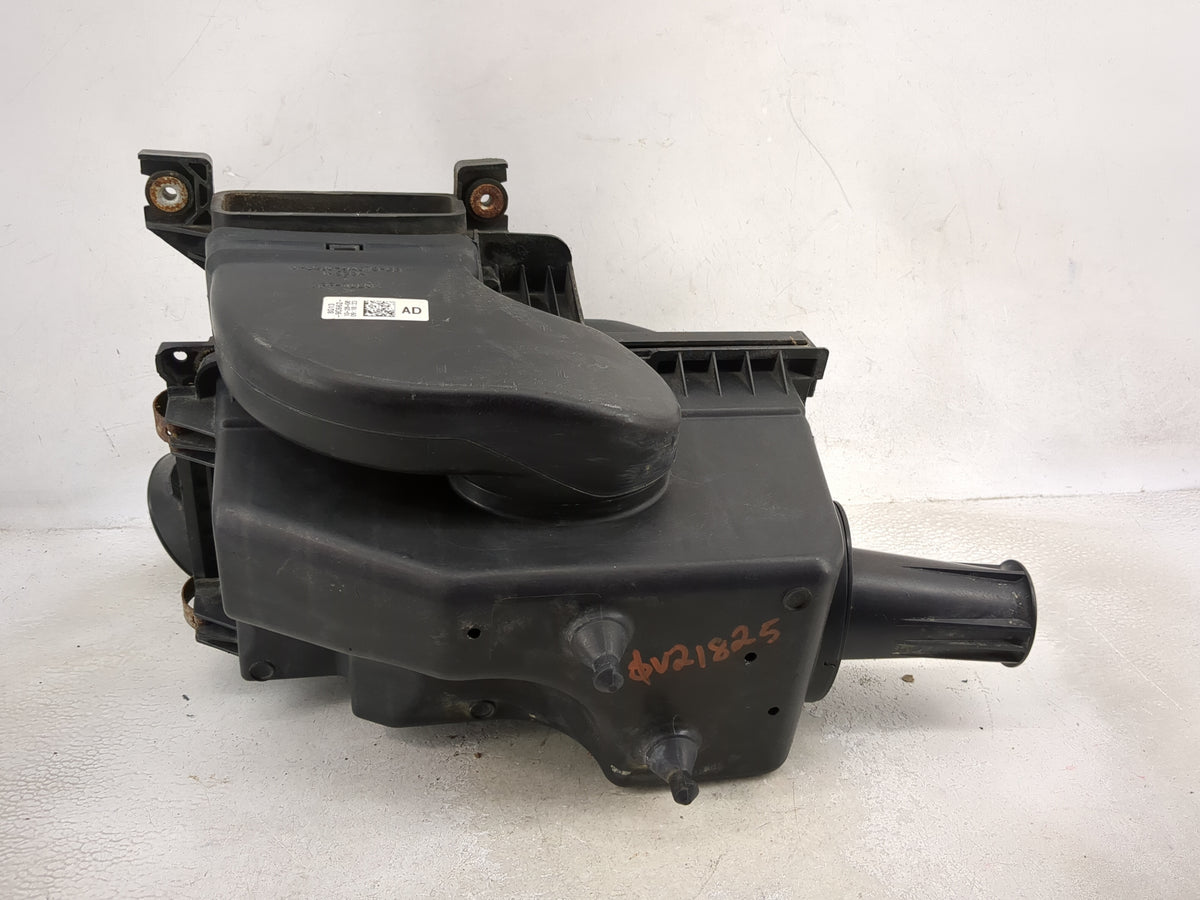 2009 Ford Flex Air Cleaner Intake-duct Hose Tube - Oemusedautoparts1.com