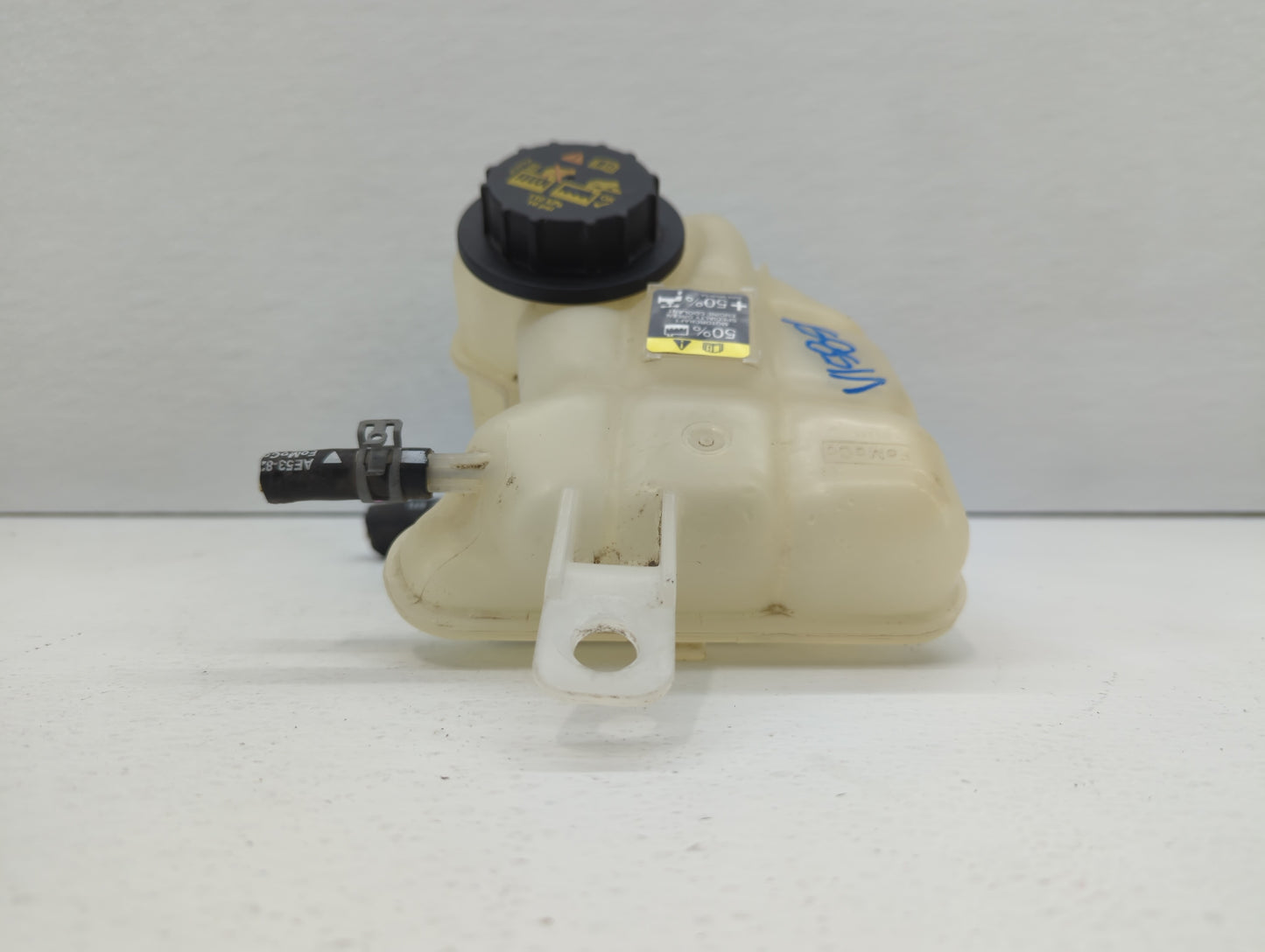 2009-2019 Ford Flex Radiator Coolant Overflow Expansion Tank Bottle 459868 - Oemusedautoparts1.com