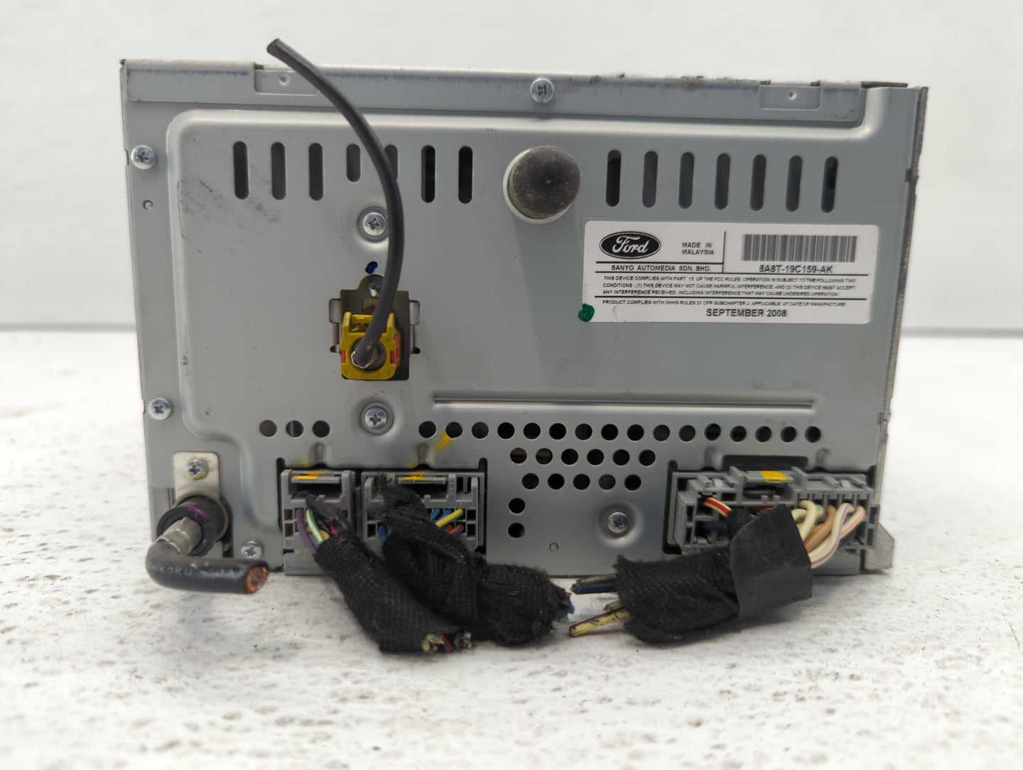 2009-2009 Ford Flex Am Fm Cd Player Radio Receiver - Oemusedautoparts1.com