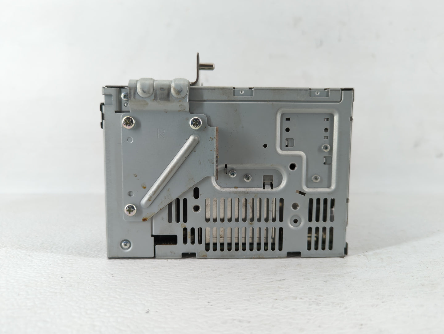 2009 Ford Flex Radio AM FM Cd Player Receiver Replacement P/N:8A8T-19C159-AJ 8A8T-19C159-AK Fits OEM Used Auto Parts - Oemus