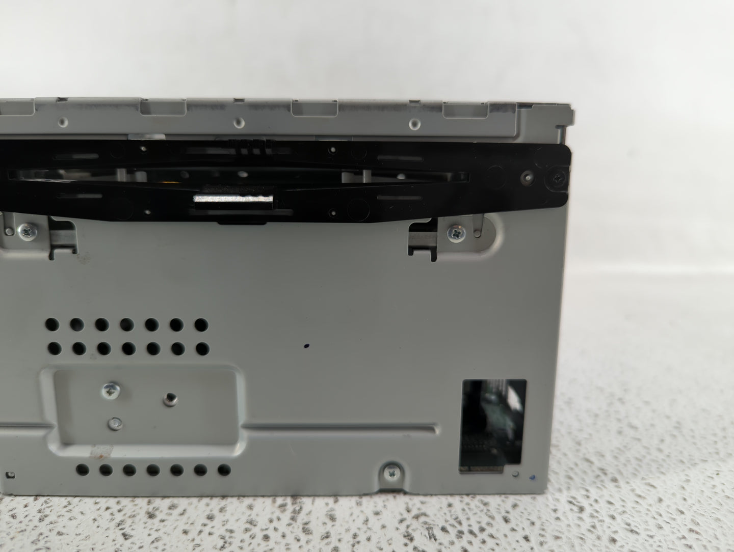2009-2009 Ford Flex Am Fm Cd Player Radio Receiver - Oemusedautoparts1.com
