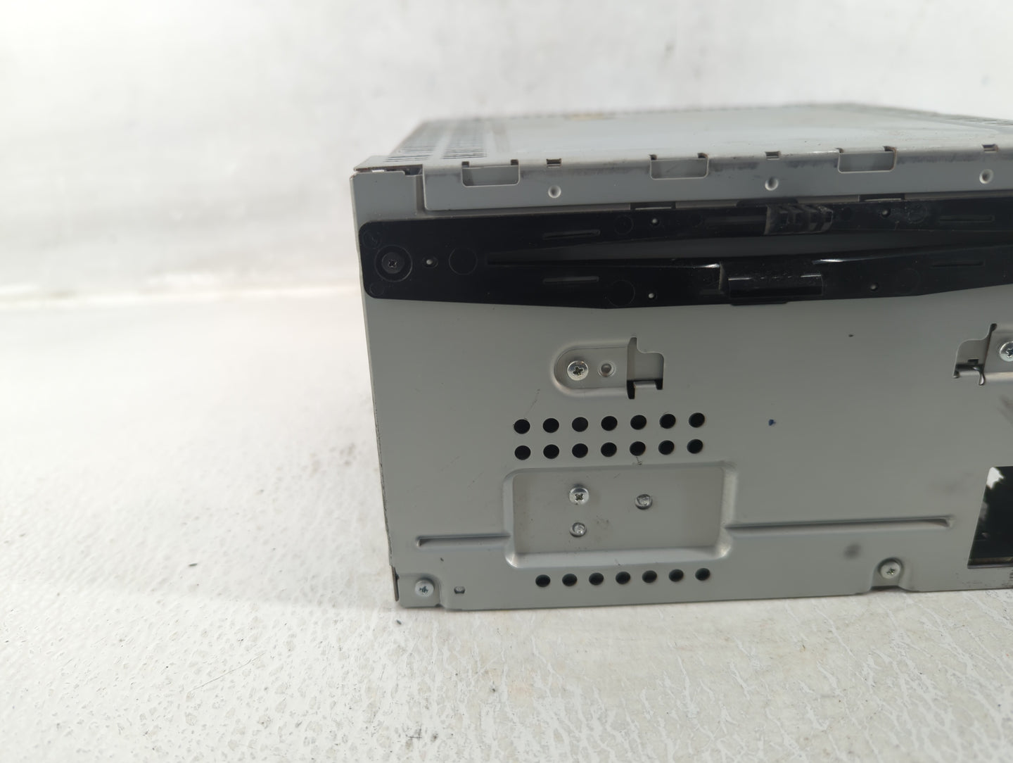 2009 Ford Flex Radio AM FM Cd Player Receiver Replacement P/N:8A8T-19C159-AK Fits OEM Used Auto Parts - Oemusedautoparts1.co
