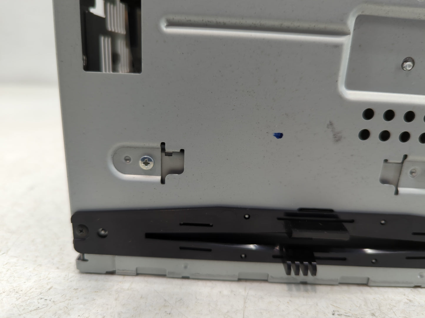 2009-2009 Ford Flex Am Fm Cd Player Radio Receiver - Oemusedautoparts1.com