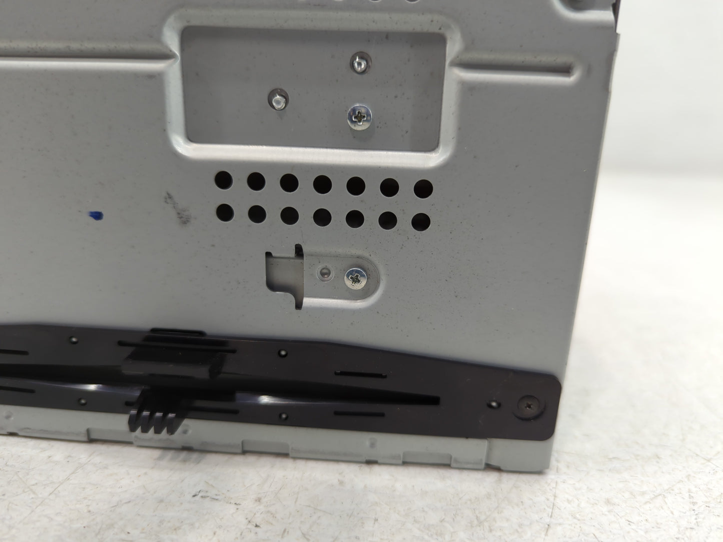 2009-2009 Ford Flex Am Fm Cd Player Radio Receiver - Oemusedautoparts1.com