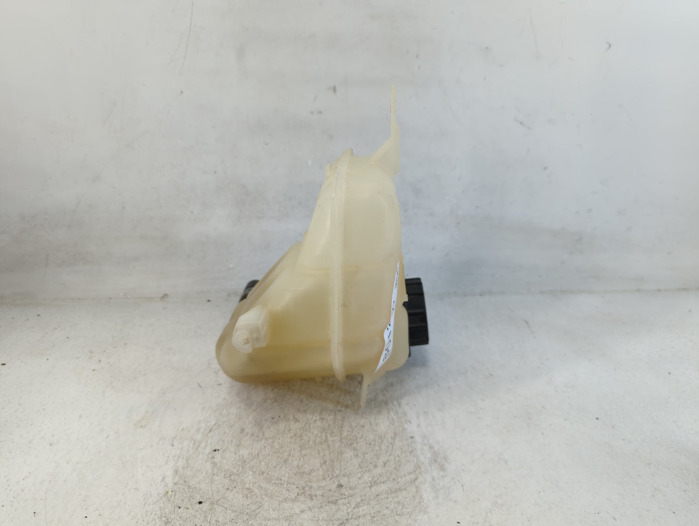 2009 Ford Flex Radiator Coolant Overflow Expansion Tank Bottle - Oemusedautoparts1.com