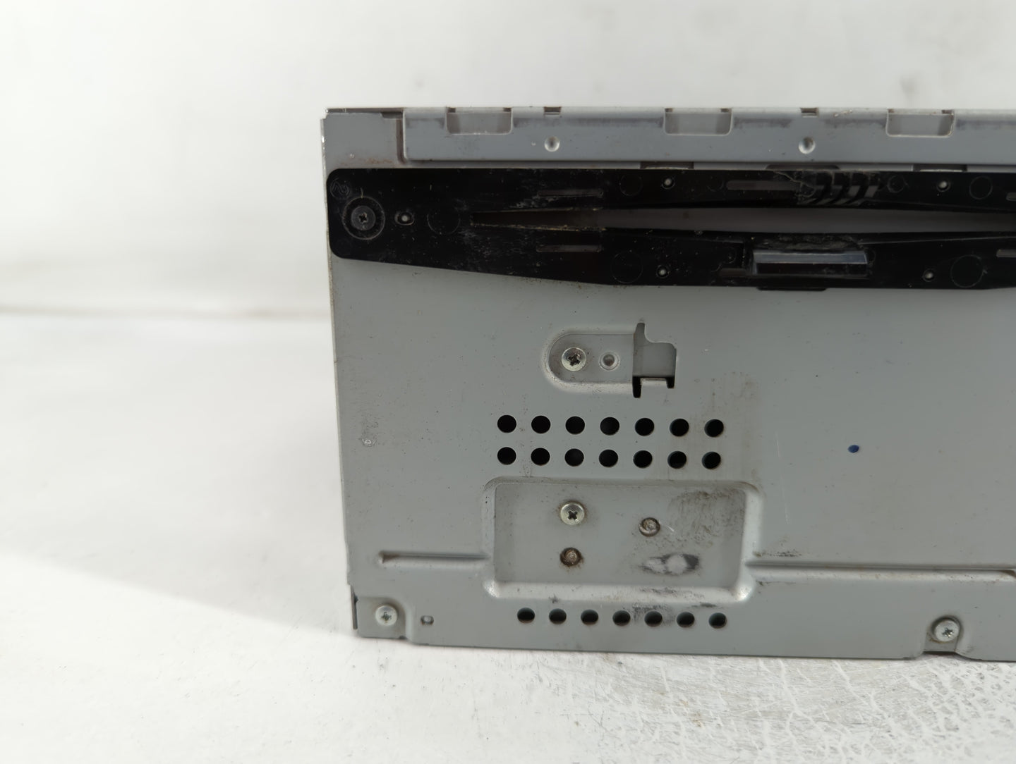 2009 Ford Flex Radio AM FM Cd Player Receiver Replacement P/N:8A8T-19C107-AH Fits OEM Used Auto Parts - Oemusedautoparts1.co