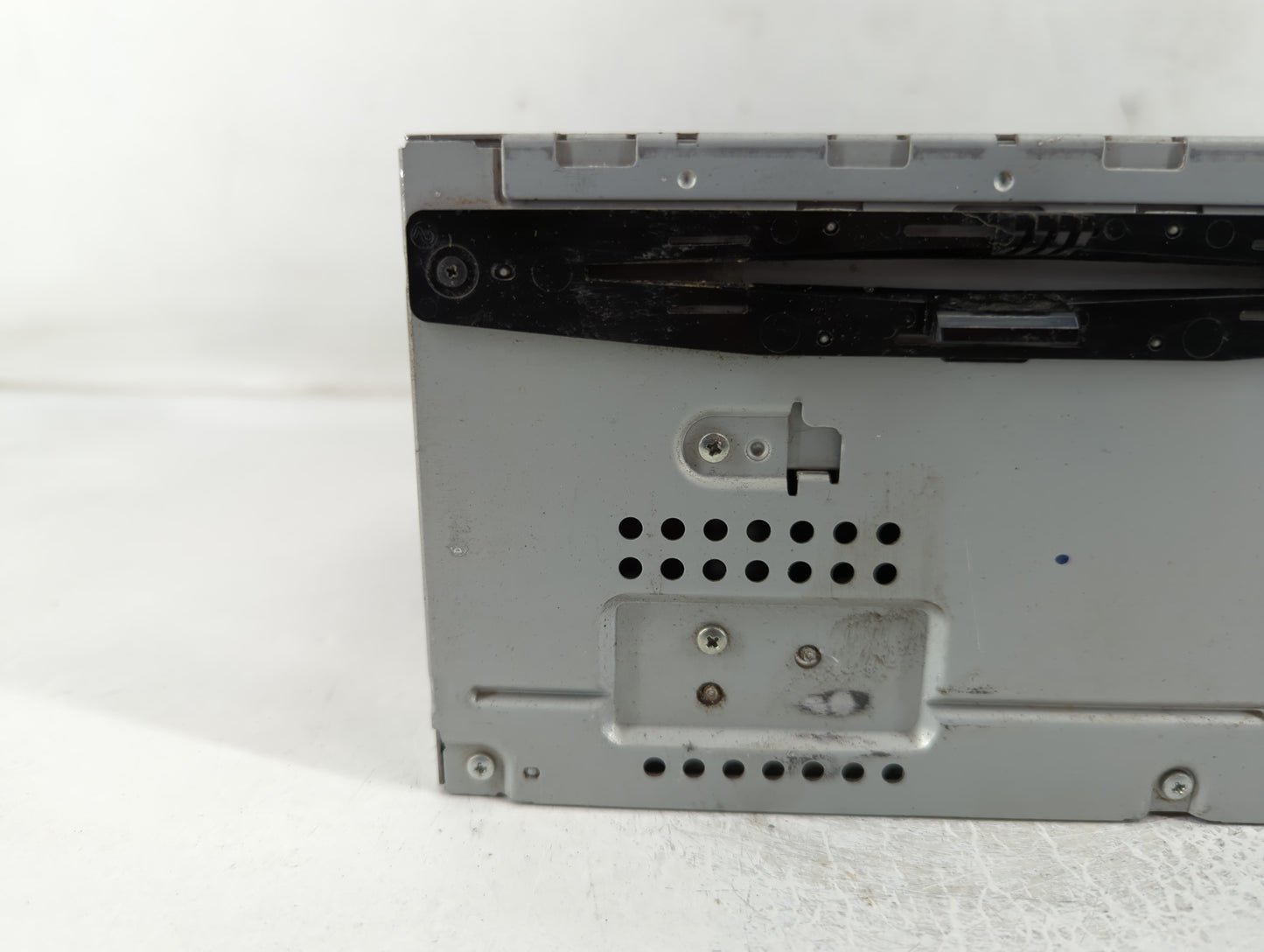 2009 Ford Flex Radio AM FM Cd Player Receiver Replacement P/N:8A8T-19C107-AH Fits OEM Used Auto Parts - Oemusedautoparts1.co