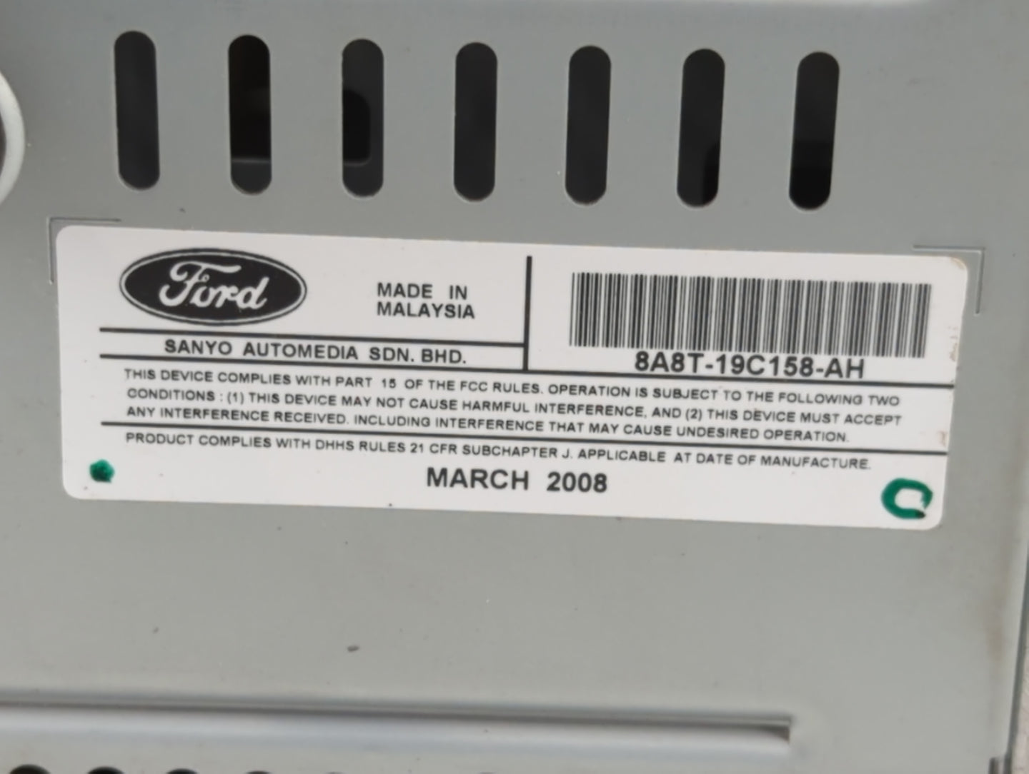 2009 Ford Flex Radio AM FM Cd Player Receiver Replacement P/N:8A8T-19C107-AH Fits OEM Used Auto Parts - Oemusedautoparts1.co