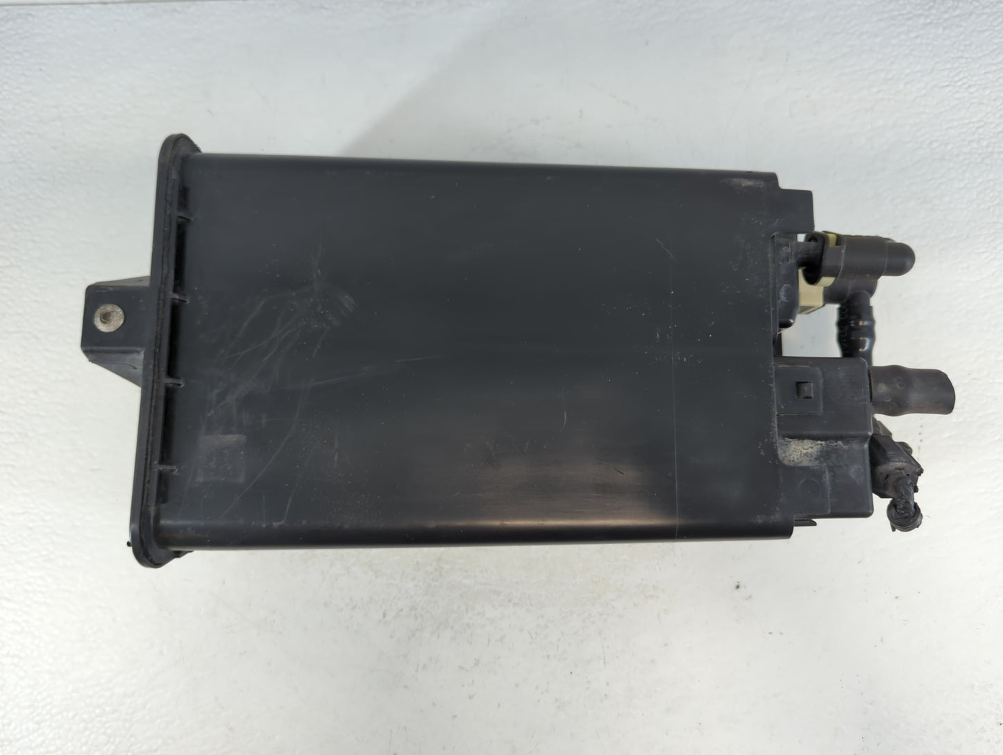 2009 Ford Flex Fuel Vapor Charcoal Canister 915843 - Oemusedautoparts1.com