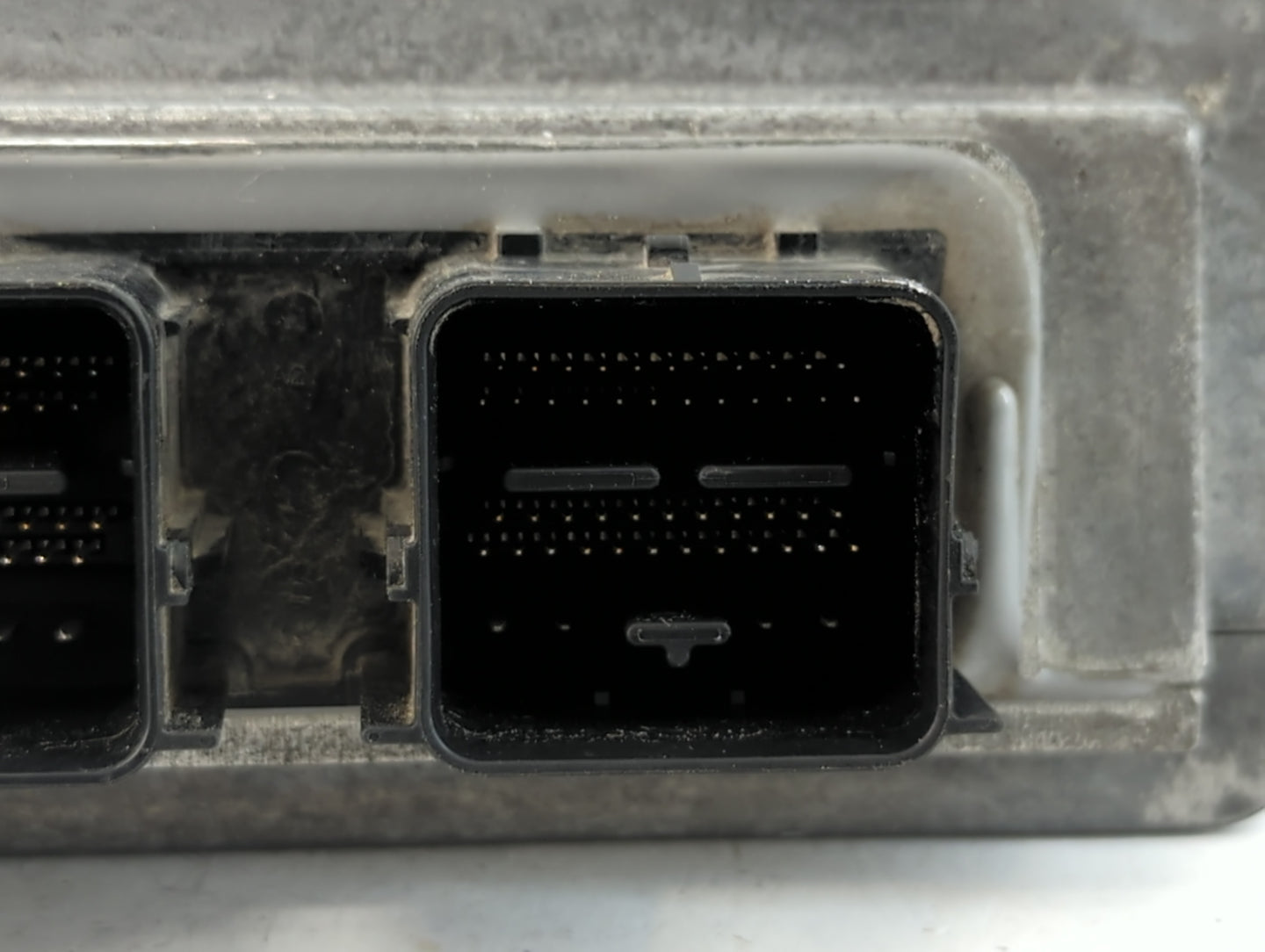 2008-2011 Ford Focus PCM Engine Control Computer ECU ECM PCU OEM P/N:8S4A-12A650-ARD Fits Fits 2008 2009 2010 2011 OEM Used 