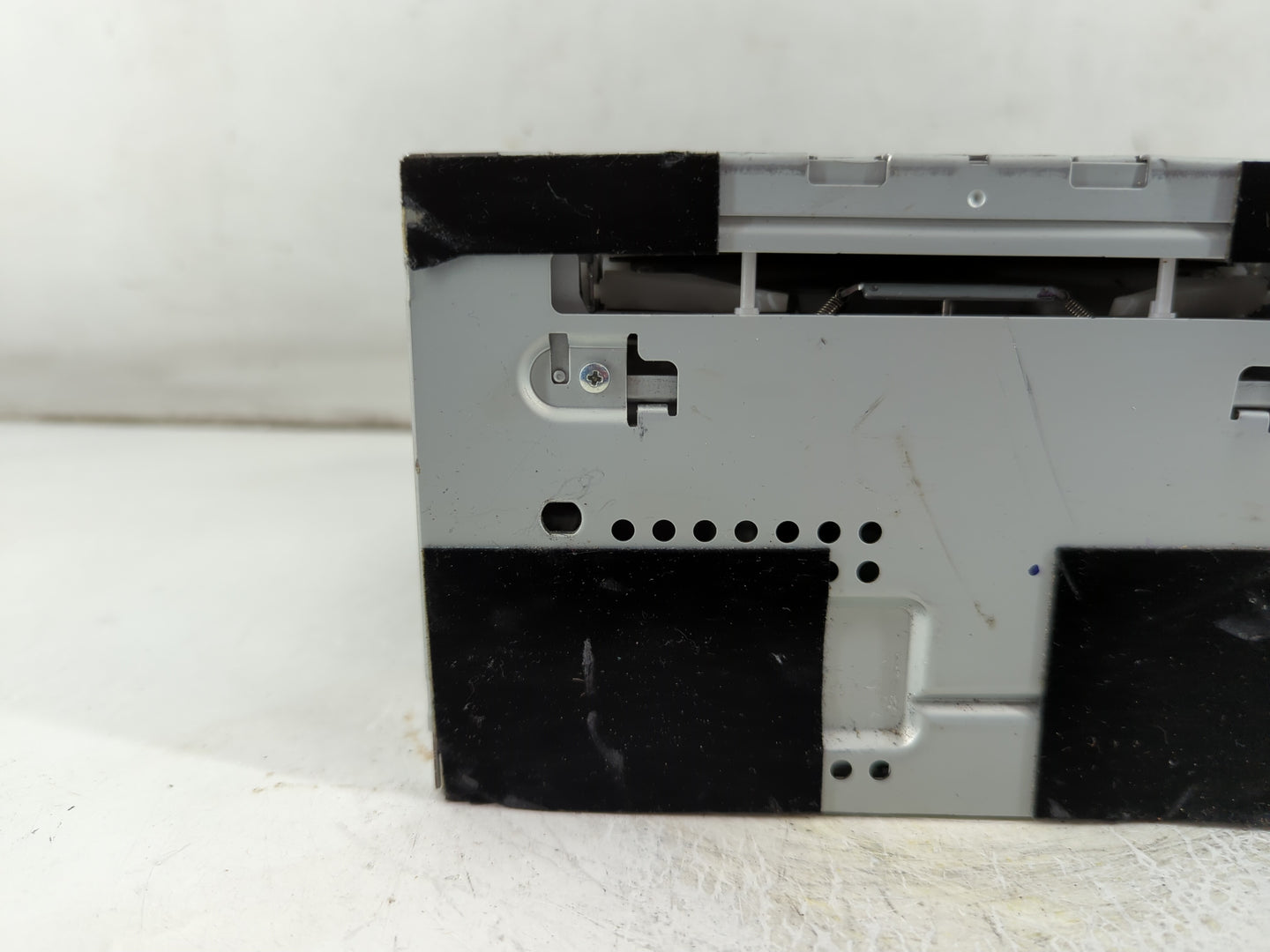 2009 Ford Focus Radio AM FM Cd Player Receiver Replacement P/N:9S4T 18C869 BD Fits OEM Used Auto Parts - Oemusedautoparts1.c