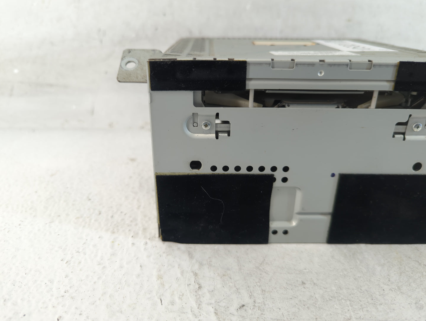 2009-2011 Ford Focus Radio AM FM Cd Player Receiver Replacement P/N:9S4T-19C157-AB Fits Fits 2009 2010 2011 OEM Used Auto Pa