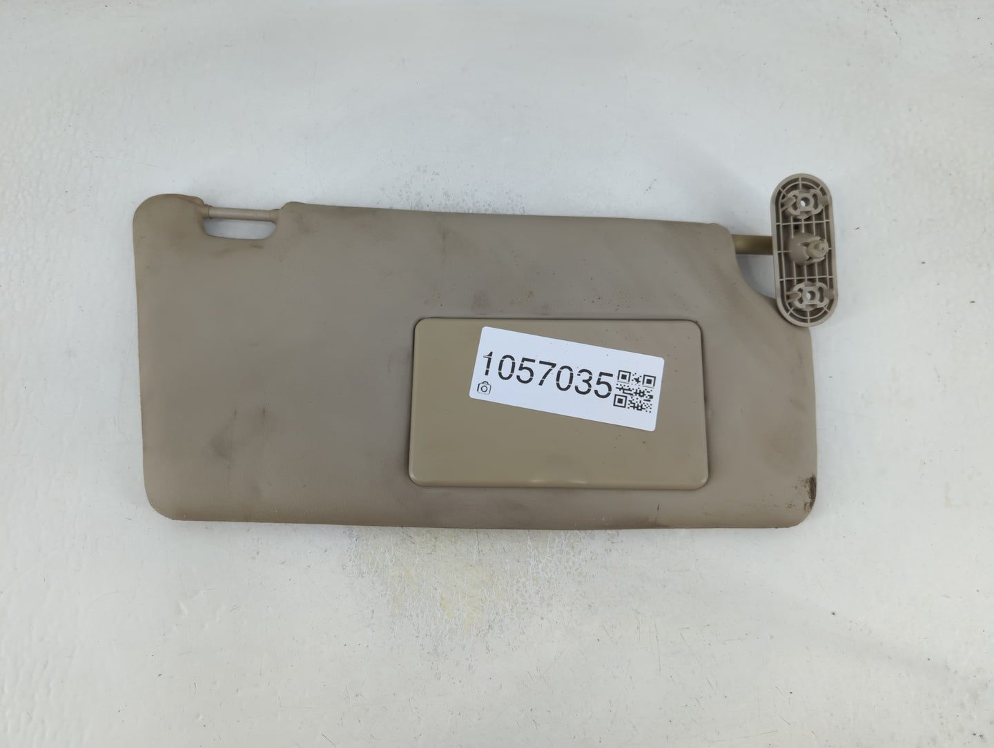 2008-2011 Ford Focus Sun Visor Shade Replacement Passenger Right Mirror Fits Fits 2008 2009 2010 2011 OEM Used Auto Parts - 