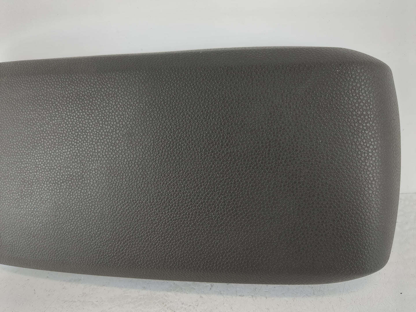 2008-2011 Ford Focus Center Console Armrest Cover Lid Fits Fits 2008 2009 2010 2011 OEM Used Auto Parts - Oemusedautoparts1.