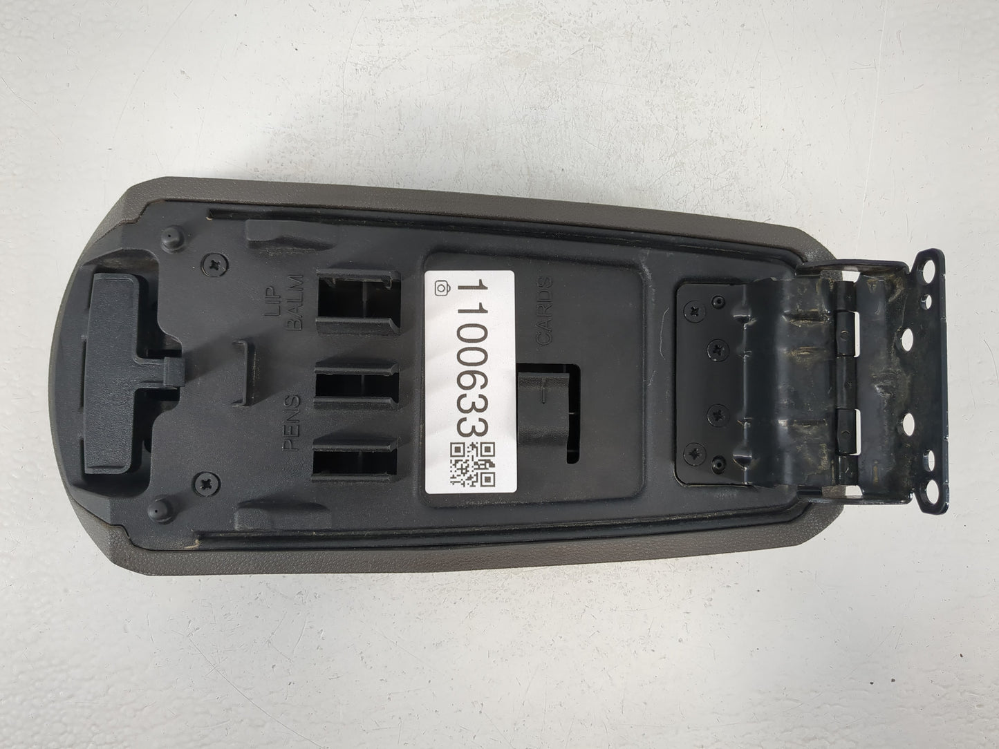 2008-2011 Ford Focus Center Console Armrest Cover Lid Fits Fits 2008 2009 2010 2011 OEM Used Auto Parts - Oemusedautoparts1.