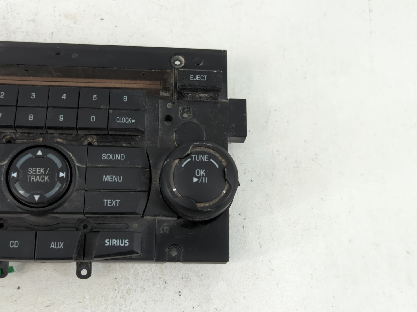 2009-2011 Ford Focus Radio AM FM Cd Player Receiver Replacement P/N:9S4T-18A802-AA Fits Fits 2009 2010 2011 OEM Used Auto Pa