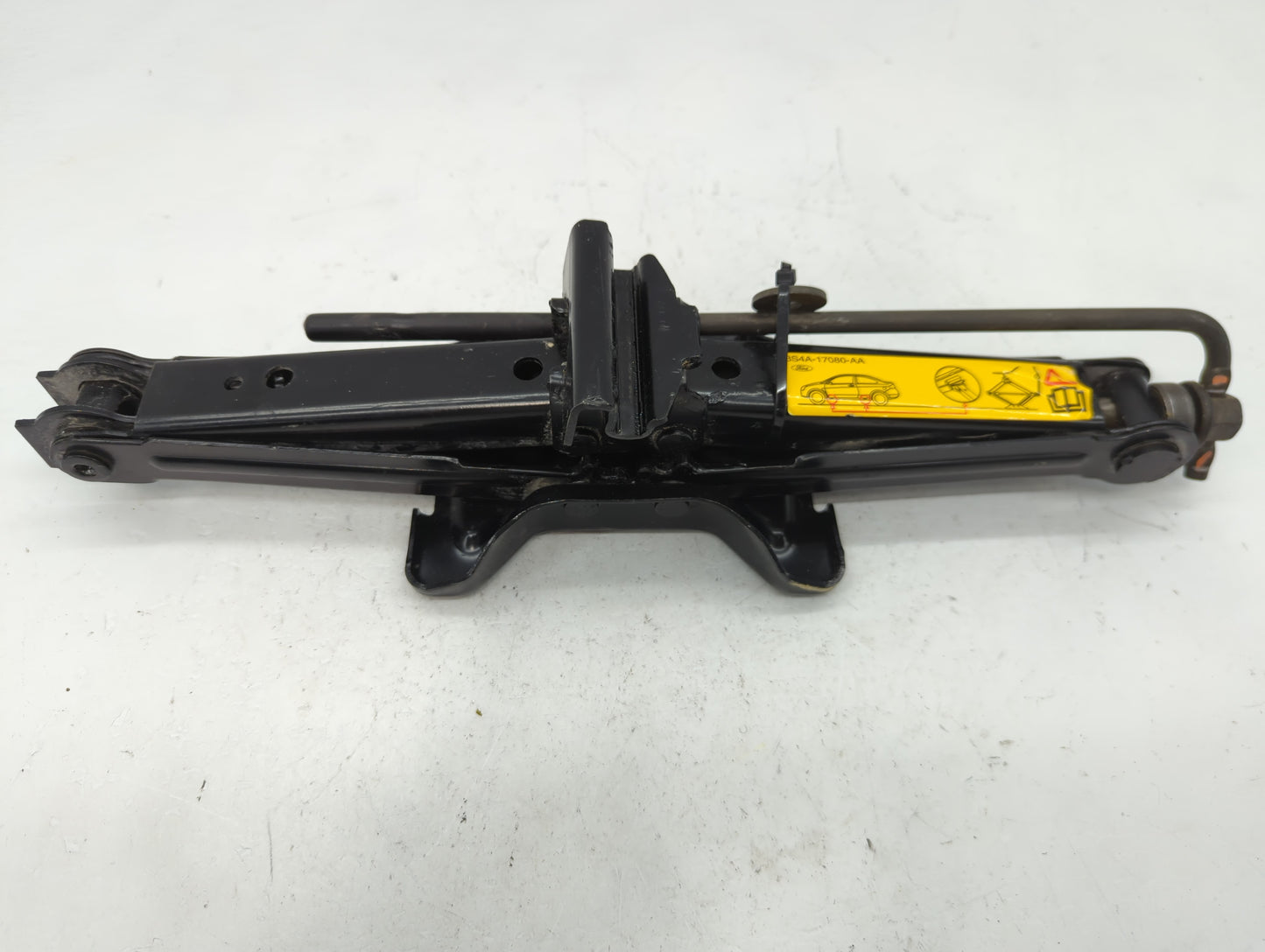 2009 Ford Focus Spare Scissor Car Jack - Oemusedautoparts1.com