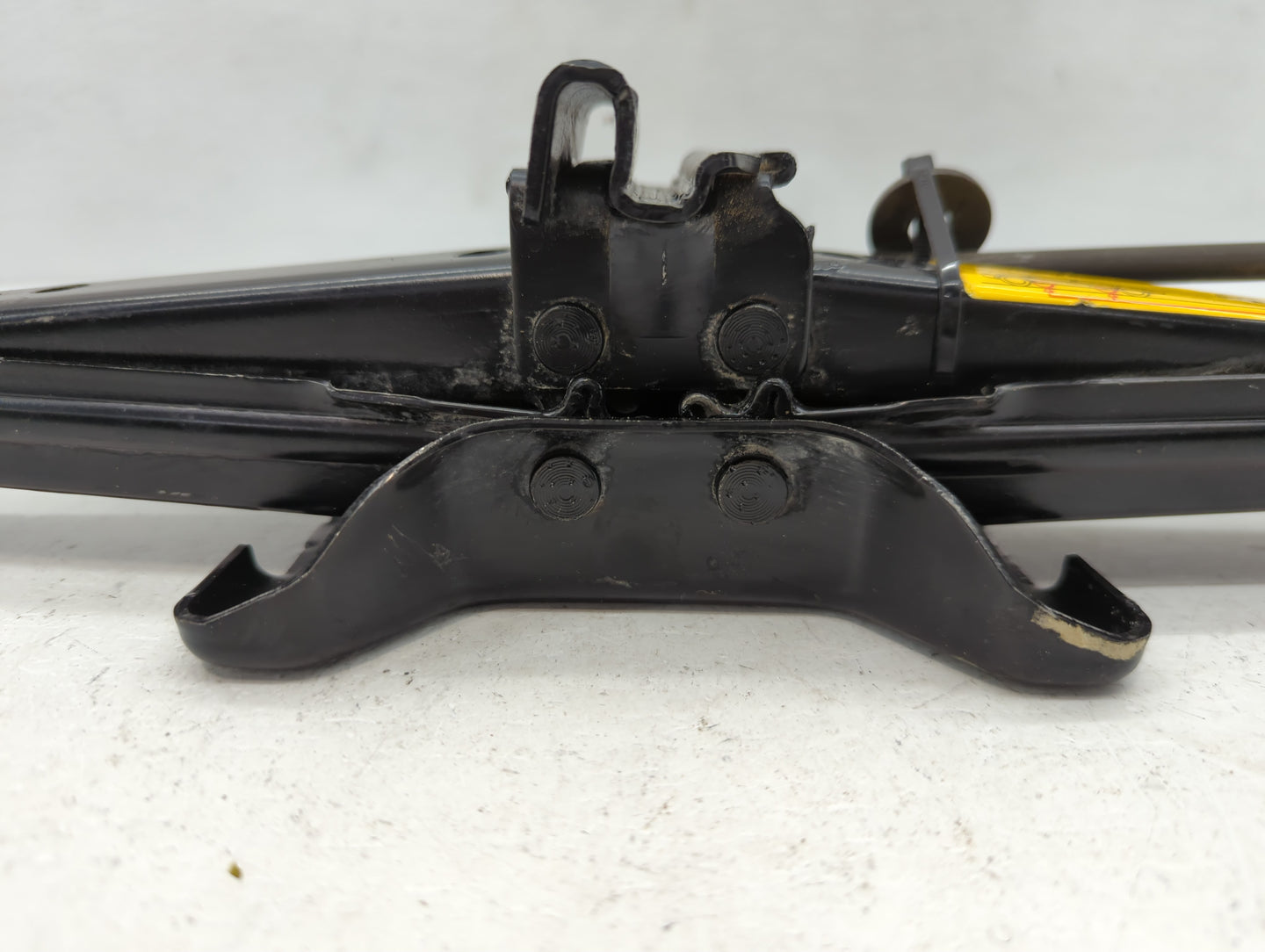 2009 Ford Focus Spare Scissor Car Jack - Oemusedautoparts1.com
