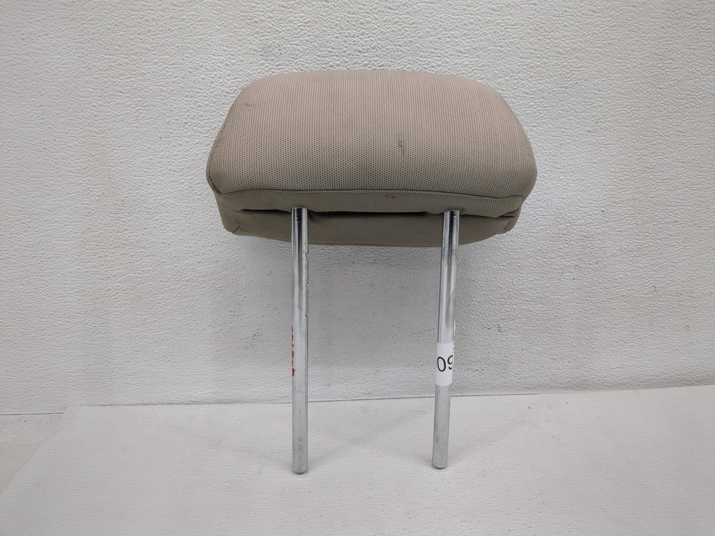 2008-2009 Ford Focus Headrest Head Rest Front Driver Passenger Seat Fits Fits 2008 2009 OEM Used Auto Parts - Oemusedautopar