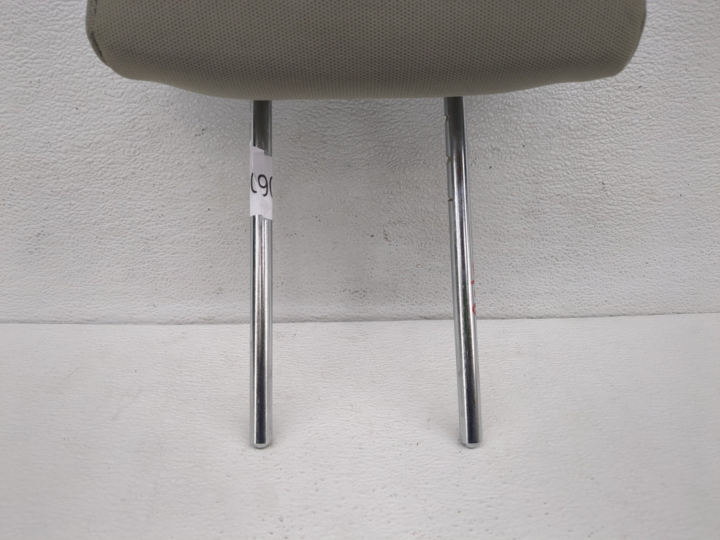 2008-2010 Ford Focus Headrest Head Rest Front Driver Passenger Seat Fits Fits 2008 2009 2010 OEM Used Auto Parts - Oemusedau