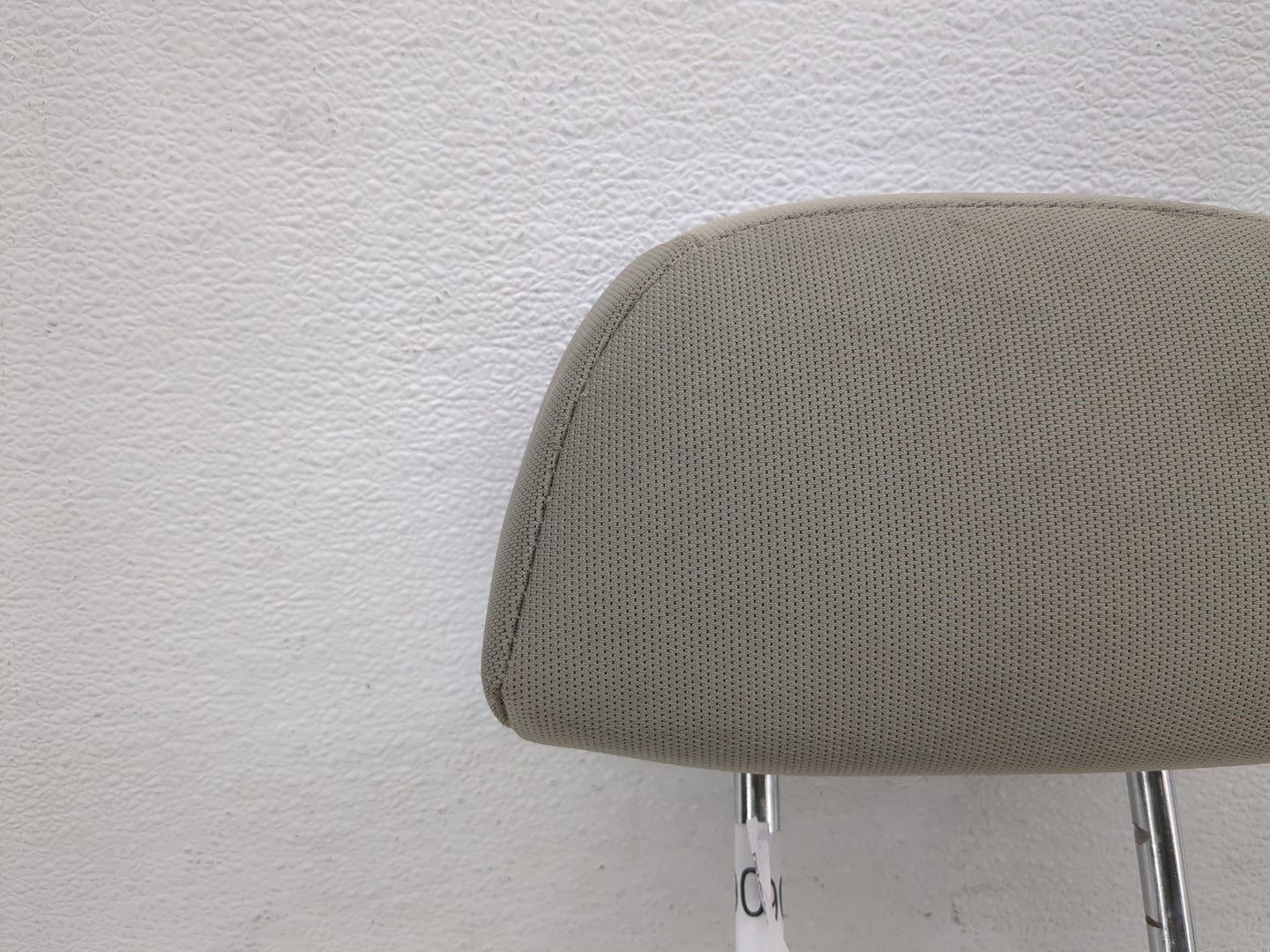 2008-2010 Ford Focus Headrest Head Rest Front Driver Passenger Seat Fits Fits 2008 2009 2010 OEM Used Auto Parts - Oemusedau