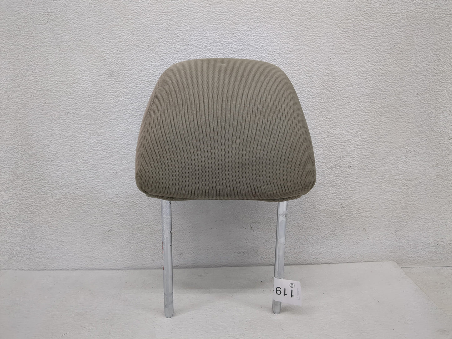 2008-2010 Ford Focus Headrest Head Rest Front Driver Passenger Seat Fits Fits 2008 2009 2010 OEM Used Auto Parts - Oemusedau