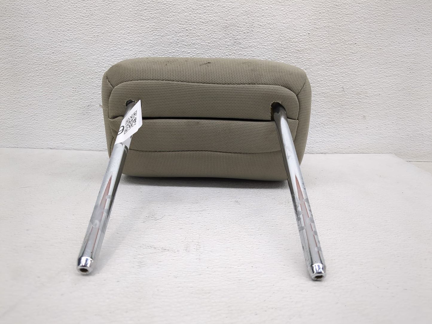 2008-2009 Ford Focus Headrest Head Rest Front Driver Passenger Seat Fits Fits 2008 2009 OEM Used Auto Parts - Oemusedautopar