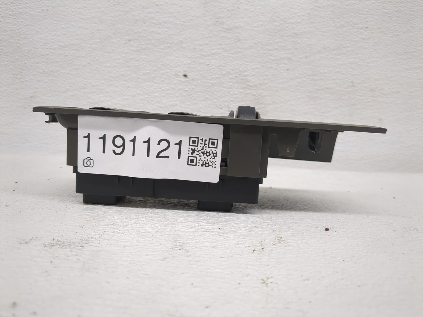 2008-2011 Ford Focus Master Power Window Switch Replacement Driver Side Left Fits OEM Used Auto Parts - Oemusedautoparts1.co