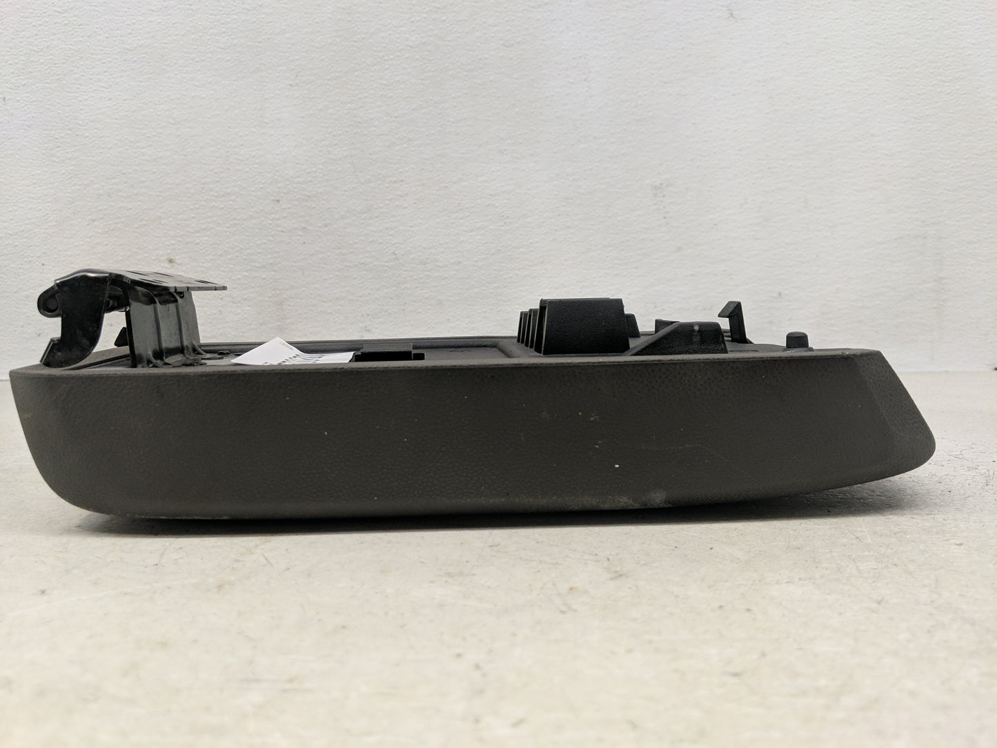 2009 Ford Focus Center Console Armrest Cover Lid Fits OEM Used Auto Parts - Oemusedautoparts1.com