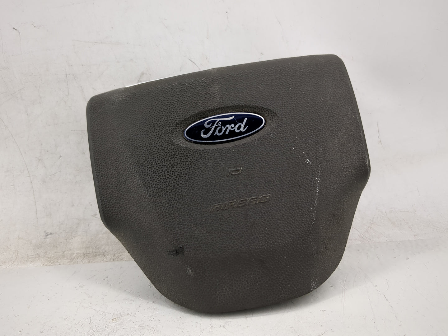 2008-2011 Ford Focus Air Bag Driver Left Steering Wheel Mounted P/N:8S4Z54043B13AB Fits Fits 2008 2009 2010 2011 OEM Used Au