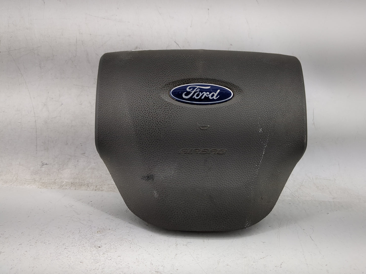 2008-2011 Ford Focus Air Bag Driver Left Steering Wheel Mounted P/N:8S4Z54043B13AB Fits Fits 2008 2009 2010 2011 OEM Used Au