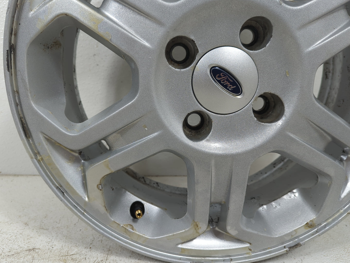2009 Ford Focus Oem Wheel Rim 1397343 - Oemusedautoparts1.com