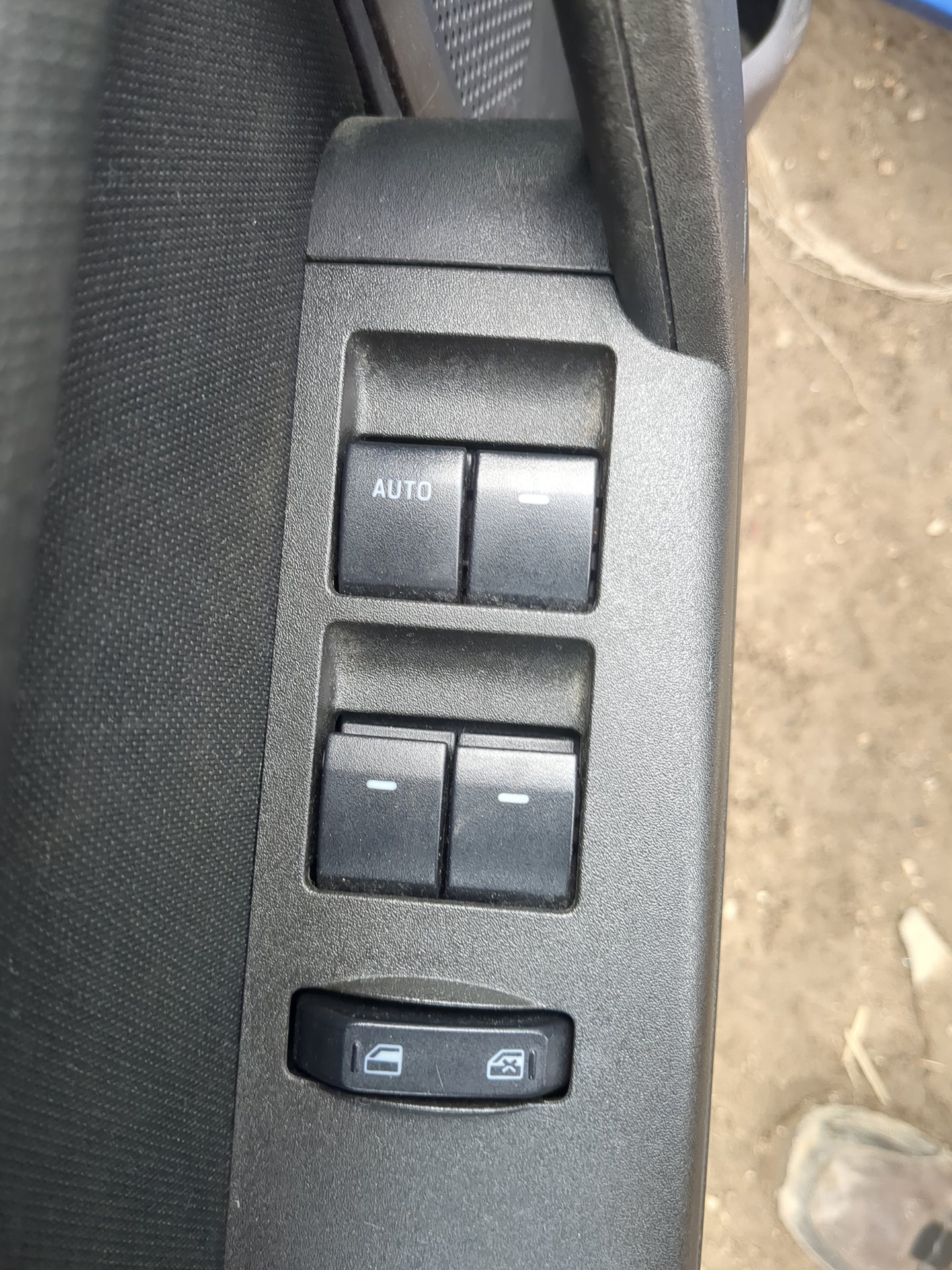 2008-2011 Ford Focus Master Power Window Switch Replacement Driver Side Left Fits Fits 2008 2009 2010 2011 2012 OEM Used Aut