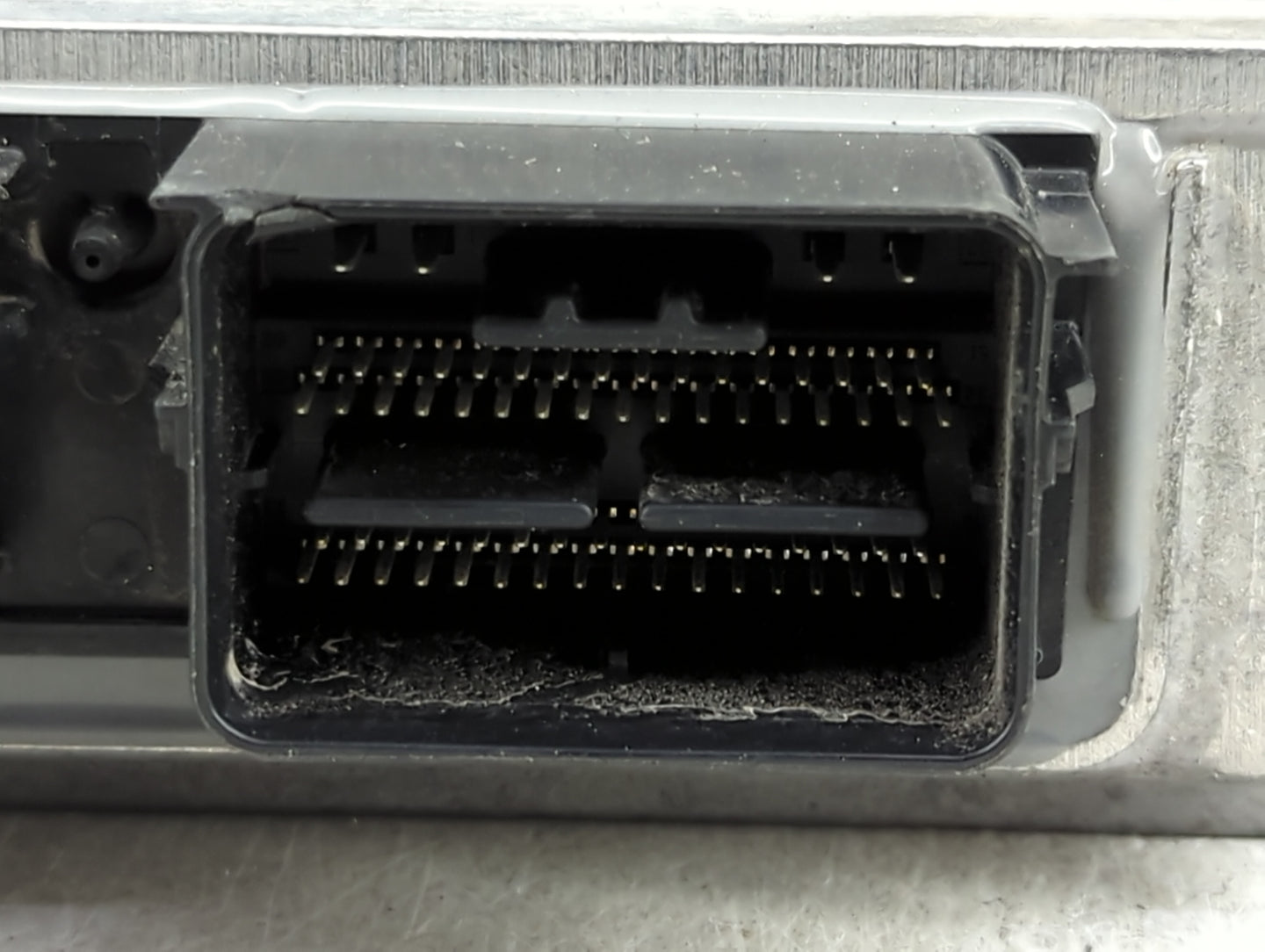 2008-2009 Ford Focus PCM Engine Control Computer ECU ECM PCU OEM P/N:9S4A-12A650-AA 8S4A-CA Fits Fits 2008 2009 OEM Used Aut