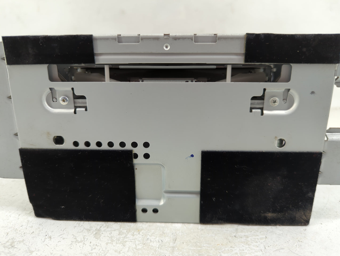 2009-2011 Ford Focus Radio AM FM Cd Player Receiver Replacement P/N:9S4T-19C107-AD 9S4T18C869BD Fits Fits 2009 2010 2011 OEM