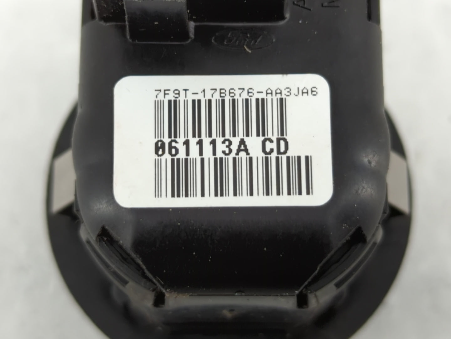 2008-2011 Ford Focus Master Power Window Switch Replacement Driver Side Left P/N:7F9T-17B676-AA3 8L8T-14529-ABW Fits OEM Use