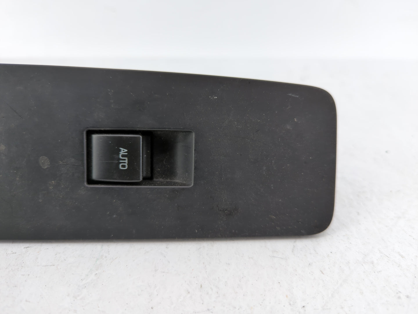 2009 Ford Focus Passenger Right Power Window Switch - Oemusedautoparts1.com