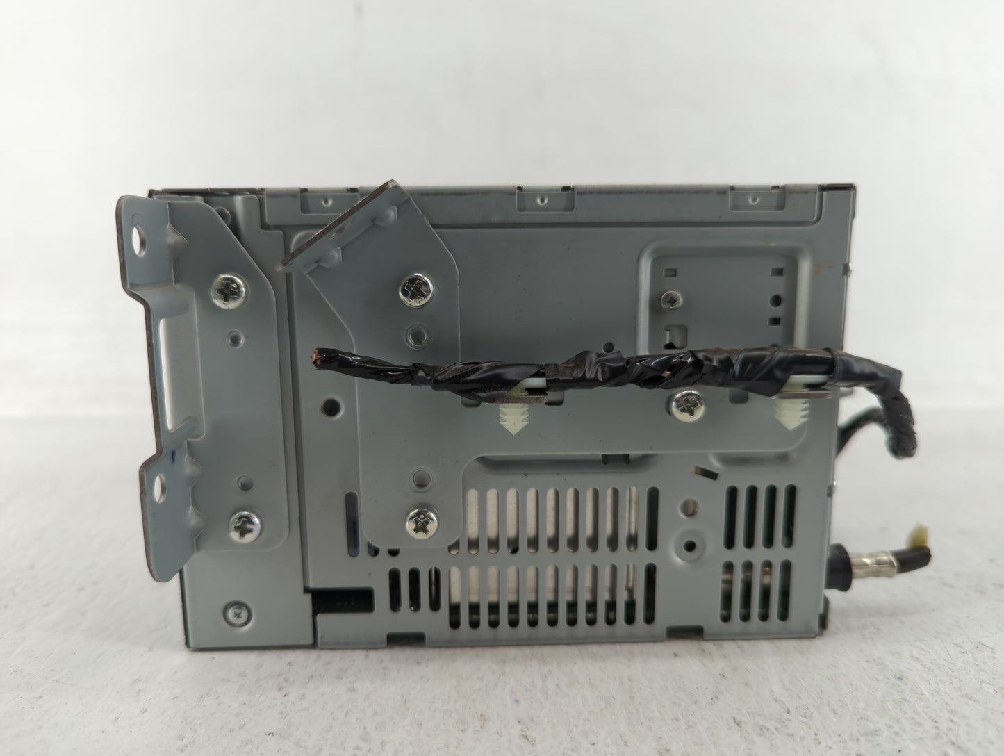 2009-2009 Ford Focus Am Fm Cd Player Radio Receiver - Oemusedautoparts1.com