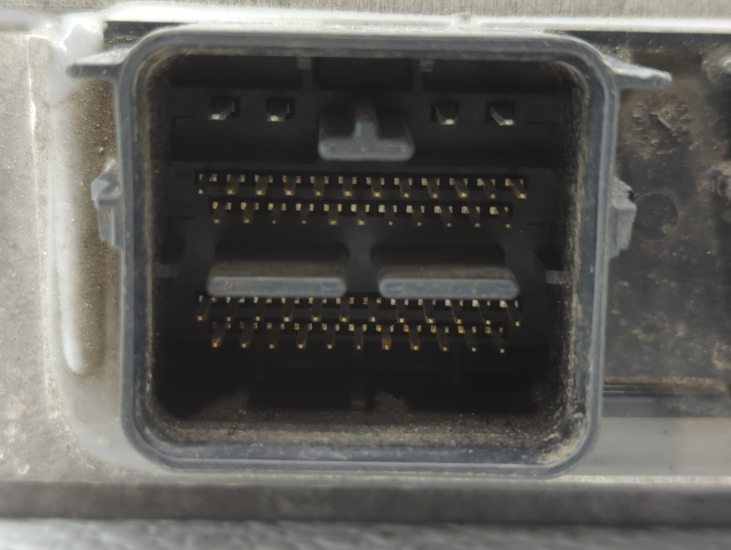 2008-2011 Ford Focus PCM Engine Control Computer ECU ECM PCU OEM P/N:8S4A-12A650-AJA 8S4A-12A650-ARC Fits Fits 2008 2009 201